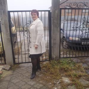 Девушки в Шадринске: Ирина, 61 - ищет парня из Шадринска