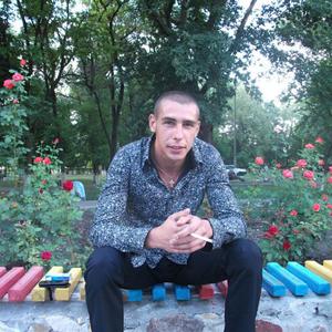 Парни в Таганроге: Артём, 33 - ищет девушку из Таганрога