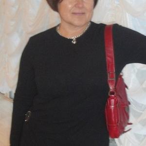 Девушки в Калининграде: Марина Бачук, 63 - ищет парня из Калининграда