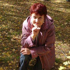 Девушки в Ангарске: Татьяна, 69 - ищет парня из Ангарска