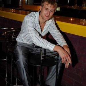 Парни в Мурманске: Олег, 39 - ищет девушку из Мурманска
