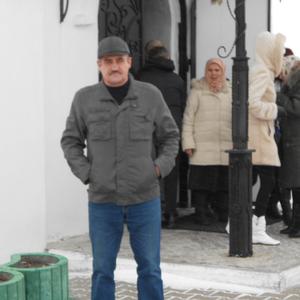 Парни в Магадане: Юрий, 63 - ищет девушку из Магадана