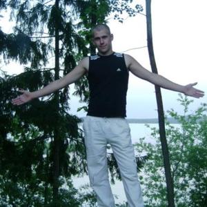 Парни в Пскове: Дмитрий, 34 - ищет девушку из Пскова