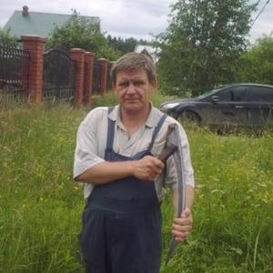 Валерий, 58 лет, Екатеринбург