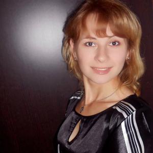Девушки в Челябинске: Елена, 33 - ищет парня из Челябинска