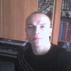 Парни в Омске: Андрей, 35 - ищет девушку из Омска