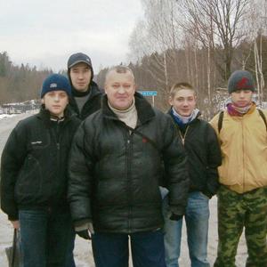 Парни в Нижний Новгороде: Александр, 58 - ищет девушку из Нижний Новгорода
