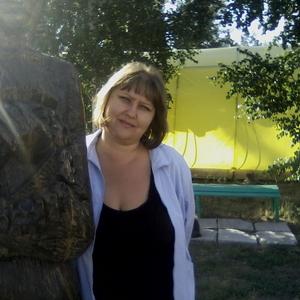 Лариса, 58 лет, Барнаул