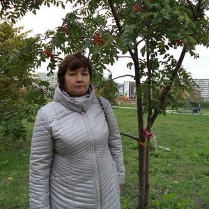 Девушки в Казани (Татарстан): Таня, 66 - ищет парня из Казани (Татарстан)
