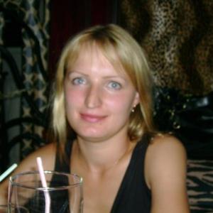 Юлия, 40 лет, Таллин