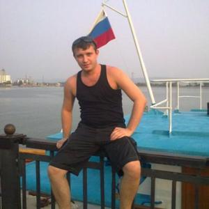 Парни в Тольятти: Евгений, 36 - ищет девушку из Тольятти