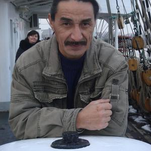 Роман, 58 лет, Калининград