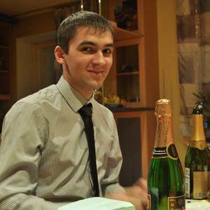 Парни в Петрозаводске: Антон, 32 - ищет девушку из Петрозаводска