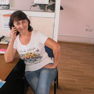 Девушки в Новороссийске: Ирина, 55 - ищет парня из Новороссийска