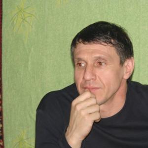 Азат, 58 лет, Казань