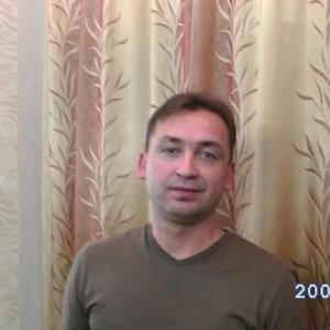 Парни в Мурманске: Сергей, 56 - ищет девушку из Мурманска