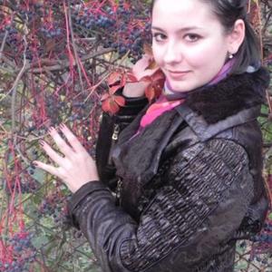 Девушки в Краснодаре (Краснодарский край): Юлия, 32 - ищет парня из Краснодара (Краснодарский край)