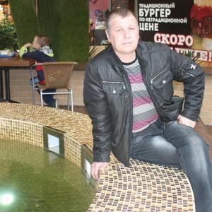 Парни в Саратове: Павел, 47 - ищет девушку из Саратова