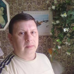 Парни в Саратове: Владислав, 47 - ищет девушку из Саратова