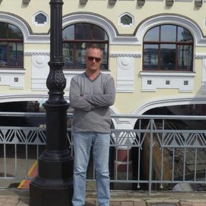 Парни в Владивостоке: Владимир В, 61 - ищет девушку из Владивостока
