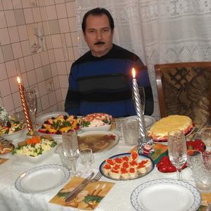 Виктор, 57 лет, Киев