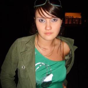 Девушки в Омске: Алина Назарова, 39 - ищет парня из Омска