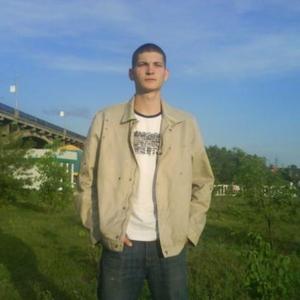 Парни в Бийске: Александр, 33 - ищет девушку из Бийска