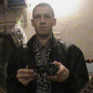 Игорь, 48 лет, Радужный