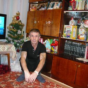 Олег, 63 года, Димитровград