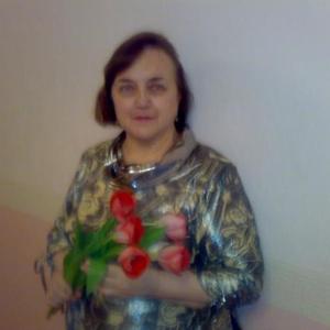 Девушки в Тольятти: Valentina, 75 - ищет парня из Тольятти