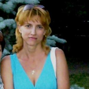 Девушки в Тольятти: Марина, 59 - ищет парня из Тольятти