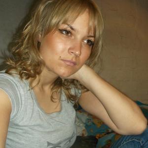 Девушки в Омске: Галина, 36 - ищет парня из Омска