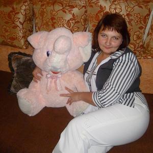 Девушки в Саратове: Оксана, 47 - ищет парня из Саратова
