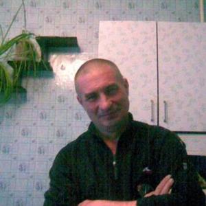Александр, 67 лет, Новосибирск