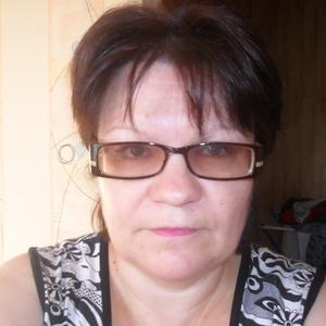 Девушки в Ставрополе: Ирина, 64 - ищет парня из Ставрополя