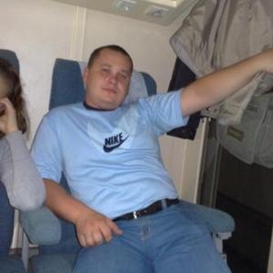 Парни в Урене: Игорь, 39 - ищет девушку из Уреня