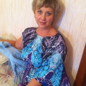 Девушки в Челябинске: Наталья, 57 - ищет парня из Челябинска