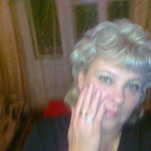 Девушки в Цугол: Оксана Афонюшкина, 57 - ищет парня из Цугол