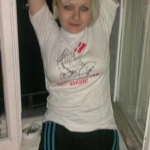 Девушки в Петрозаводске: Анна, 36 - ищет парня из Петрозаводска