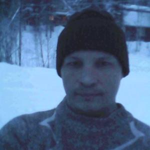 Парни в Череповце: Алексей, 45 - ищет девушку из Череповца