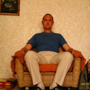 Константин, 48 лет, Псков