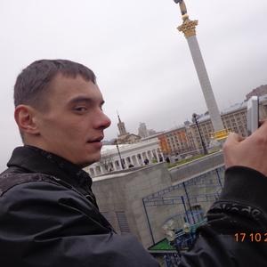 Олег, 35 лет, Екатеринбург