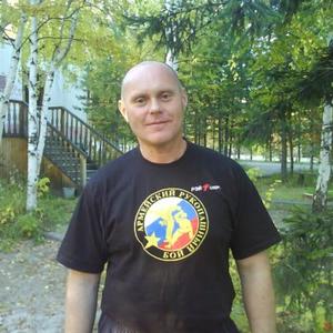 Парни в Нижневартовске: Анатолий, 58 - ищет девушку из Нижневартовска
