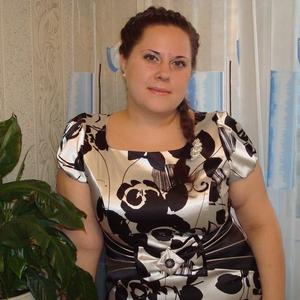 Девушки в Тольятти: Арина, 34 - ищет парня из Тольятти
