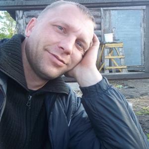 Парни в Выборге: Роман Родионов, 46 - ищет девушку из Выборга