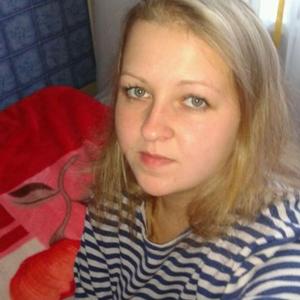 Девушки в Владивостоке: Кристина, 30 - ищет парня из Владивостока