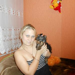 Девушки в Омске: Natalij, 41 - ищет парня из Омска