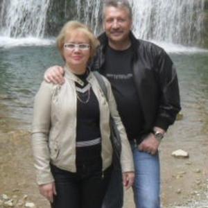 Парни в Мурманске: Андрей, 66 - ищет девушку из Мурманска