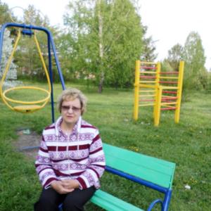 Девушки в Екатеринбурге: Наталья, 70 - ищет парня из Екатеринбурга