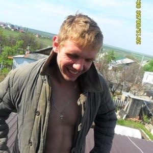 Парни в Саратове: Дима, 28 - ищет девушку из Саратова